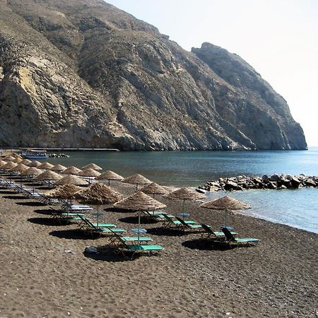 Located By The Sea One Beachfront Private Captain Lazaros Pool Villa With Loft In 750Sqm Spacious Private Plot-Jacuzzi-Sunrelax-Furnished Terace-Gazebo-Private Parking,Sleep 3 Adults And 2 Children, Just Steps From The Black Beach-Seaview Перисса Экстерьер фото
