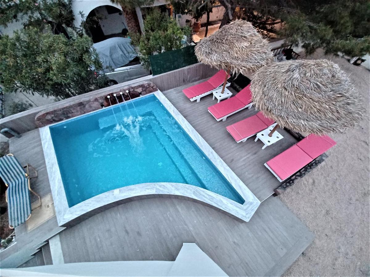 Located By The Sea One Beachfront Private Captain Lazaros Pool Villa With Loft In 750Sqm Spacious Private Plot-Jacuzzi-Sunrelax-Furnished Terace-Gazebo-Private Parking,Sleep 3 Adults And 2 Children, Just Steps From The Black Beach-Seaview Перисса Экстерьер фото