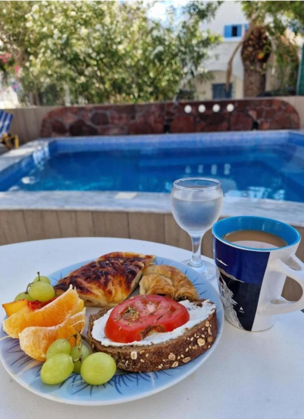 Located By The Sea One Beachfront Private Captain Lazaros Pool Villa With Loft In 750Sqm Spacious Private Plot-Jacuzzi-Sunrelax-Furnished Terace-Gazebo-Private Parking,Sleep 3 Adults And 2 Children, Just Steps From The Black Beach-Seaview Перисса Экстерьер фото