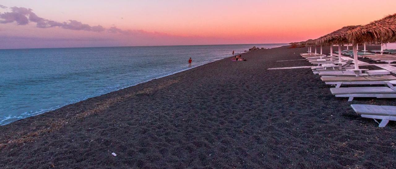 Located By The Sea One Beachfront Private Captain Lazaros Pool Villa With Loft In 750Sqm Spacious Private Plot-Jacuzzi-Sunrelax-Furnished Terace-Gazebo-Private Parking,Sleep 3 Adults And 2 Children, Just Steps From The Black Beach-Seaview Перисса Экстерьер фото